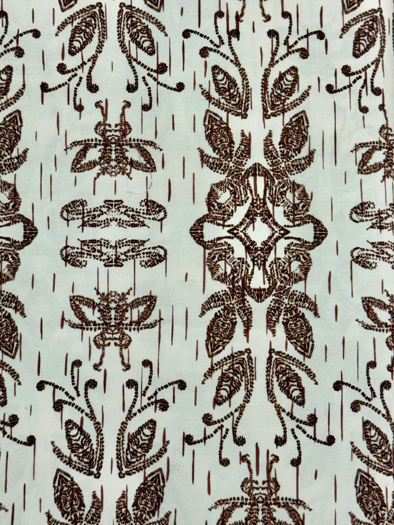 Bee-Resilient Fabric by Pat Bruderer