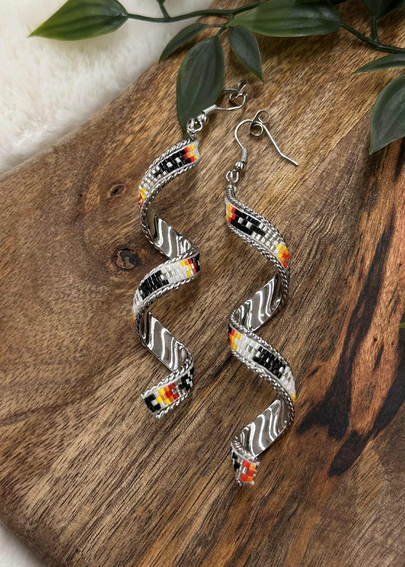 Swirl Beaded Earring