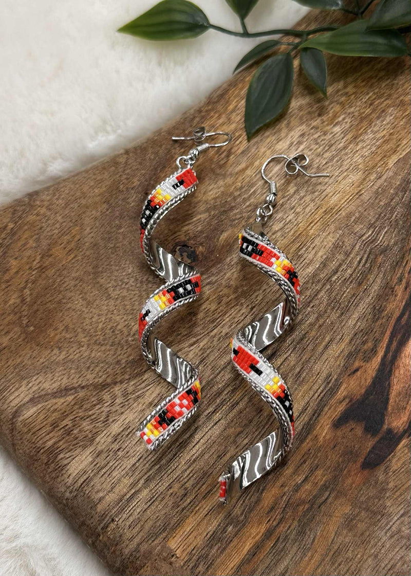 Swirl Beaded Earring