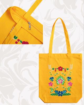 Setsuneh Shoulder Canvas Tote