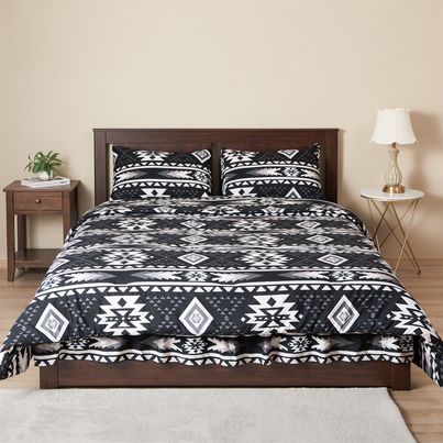 Diamond Collection 4 Piece Queen Comforter Set