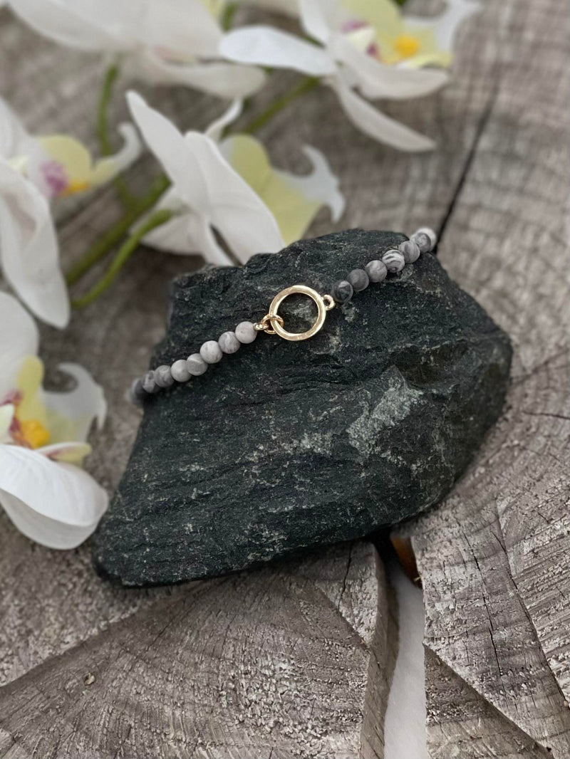 Stone Cut Beads with Round Accent